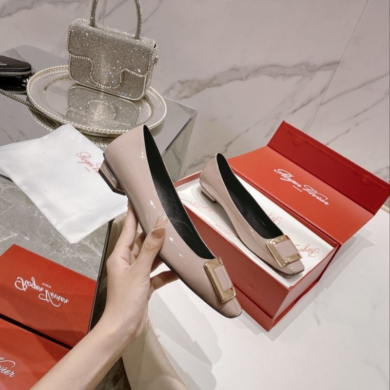 Roger Vivier flat shoes